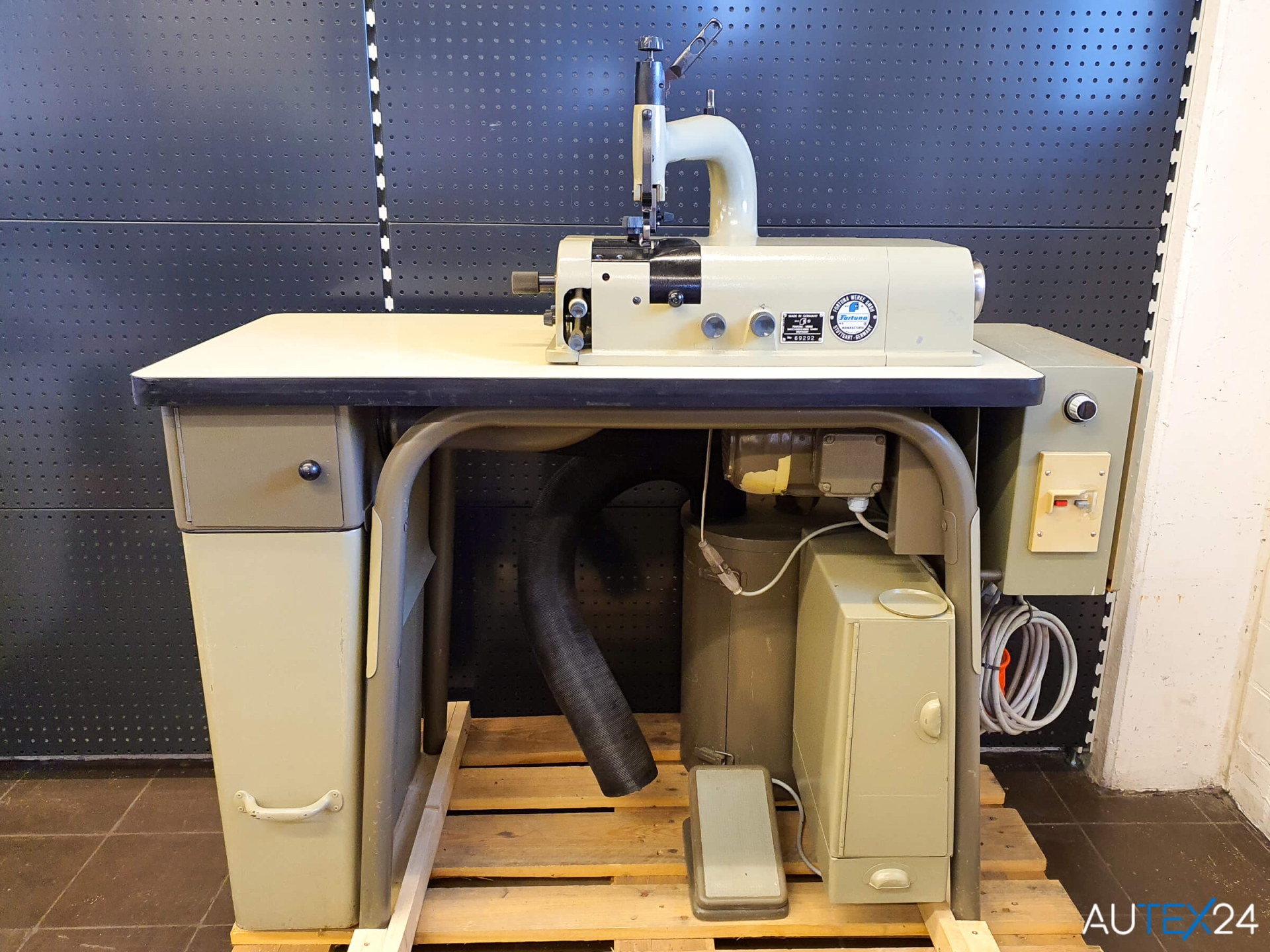 Fortuna 50 PAG/DF Leather skiving machine 10102